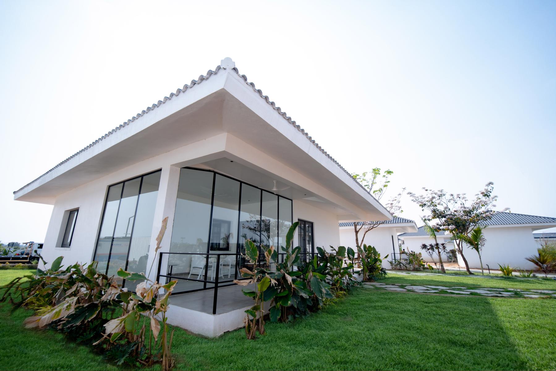 Grand Cottage